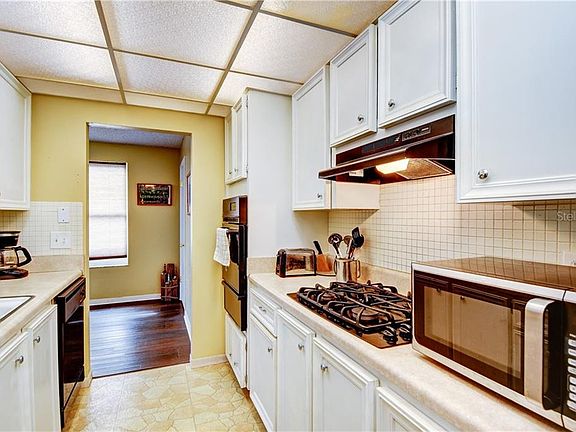 5th image of 2850 59th St S APT 505