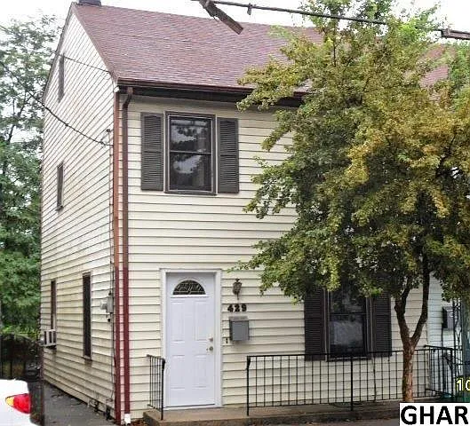 429 N West St photo 1