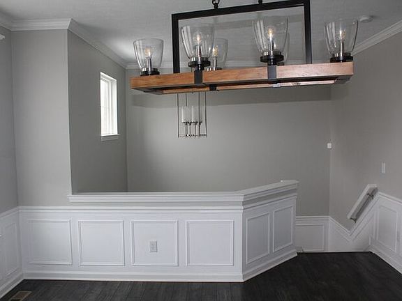 3rd image of 9424 Park Meridian Dr