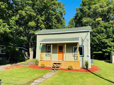 210 N Hazelton St, Flushing, MI, 48433