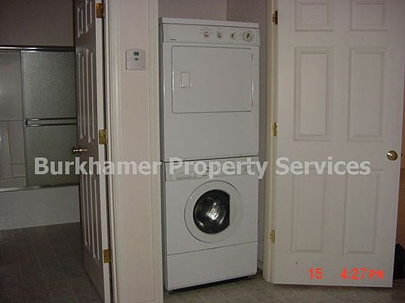 4th image of 515 N River St