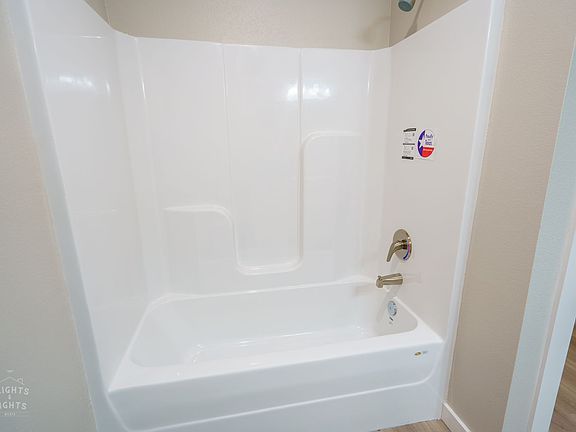 5th image of 2619 Baron Ave