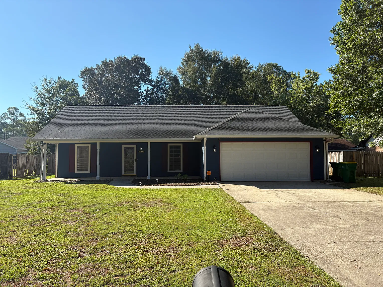 3 bed, 2000 sqft, $1,950 — Photo 1