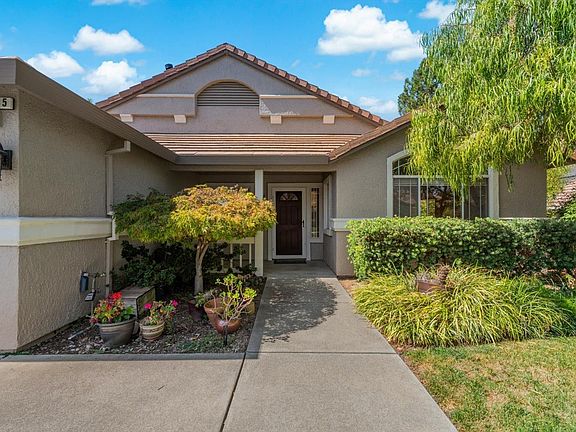 3rd image of 3585 Tassajara Court