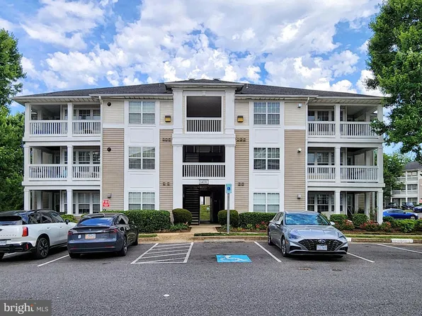 14151 Cuddy Loop APT 304, Woodbridge, VA 22193