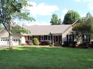 7110 Ashbourne Ln, Mint Hill, NC 28227