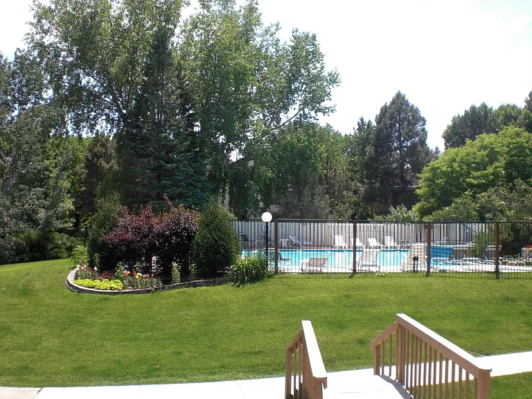 4883 White Rock Cir #D — Photo 9