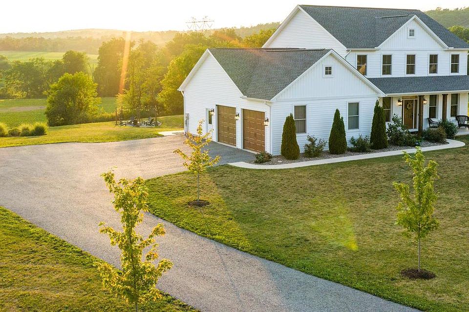 1st image of 50 Bella Terra Dr