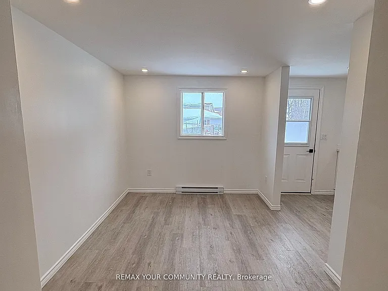 22 Clifton St #MAIN FLOOR — Photo 10