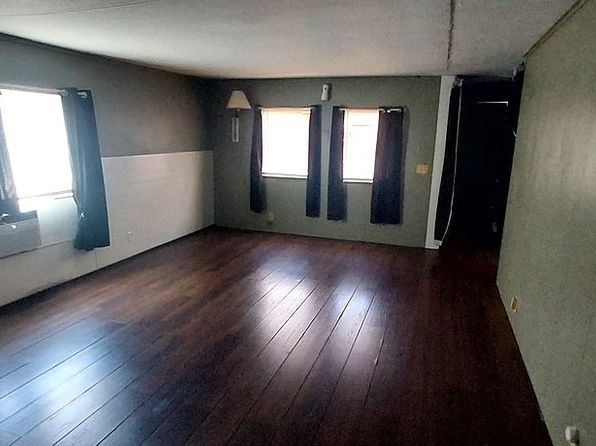 555 4th St Lot 83