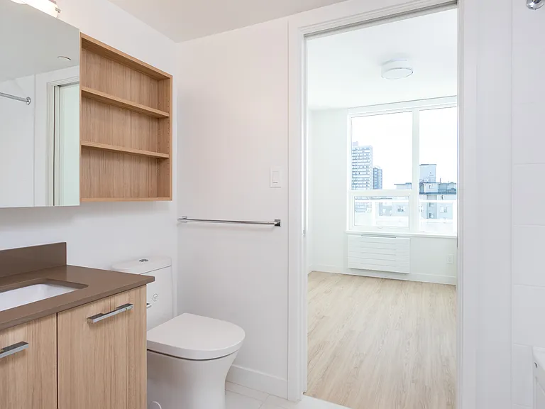 1108 Pendrell St — Photo 44