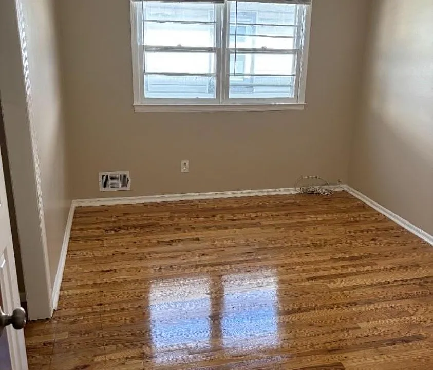 37 Young Ave #2