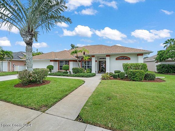 3rd image of 842 Black Bird Ct
