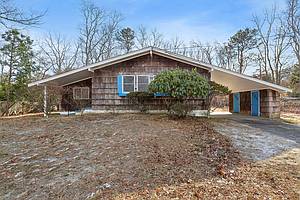 3 Chestnut Ln 
