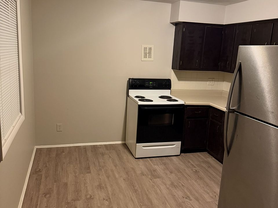 1st image of 131 Holston Ct APT 5