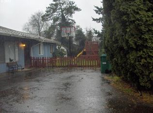 13928 SE Rhine St, Portland, OR 97236