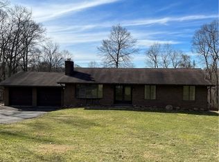 176 Woodcrest Rd, Butler, PA 16002