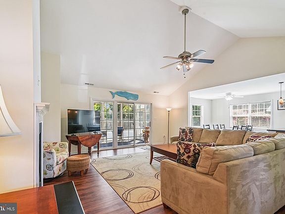 4th image of 34899 Preserve Ln