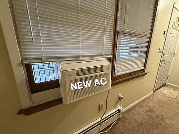 4th image of 64 N Main St APT 4