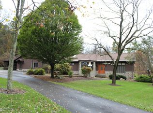 724 Hoover Rd, Smicksburg, PA 16256