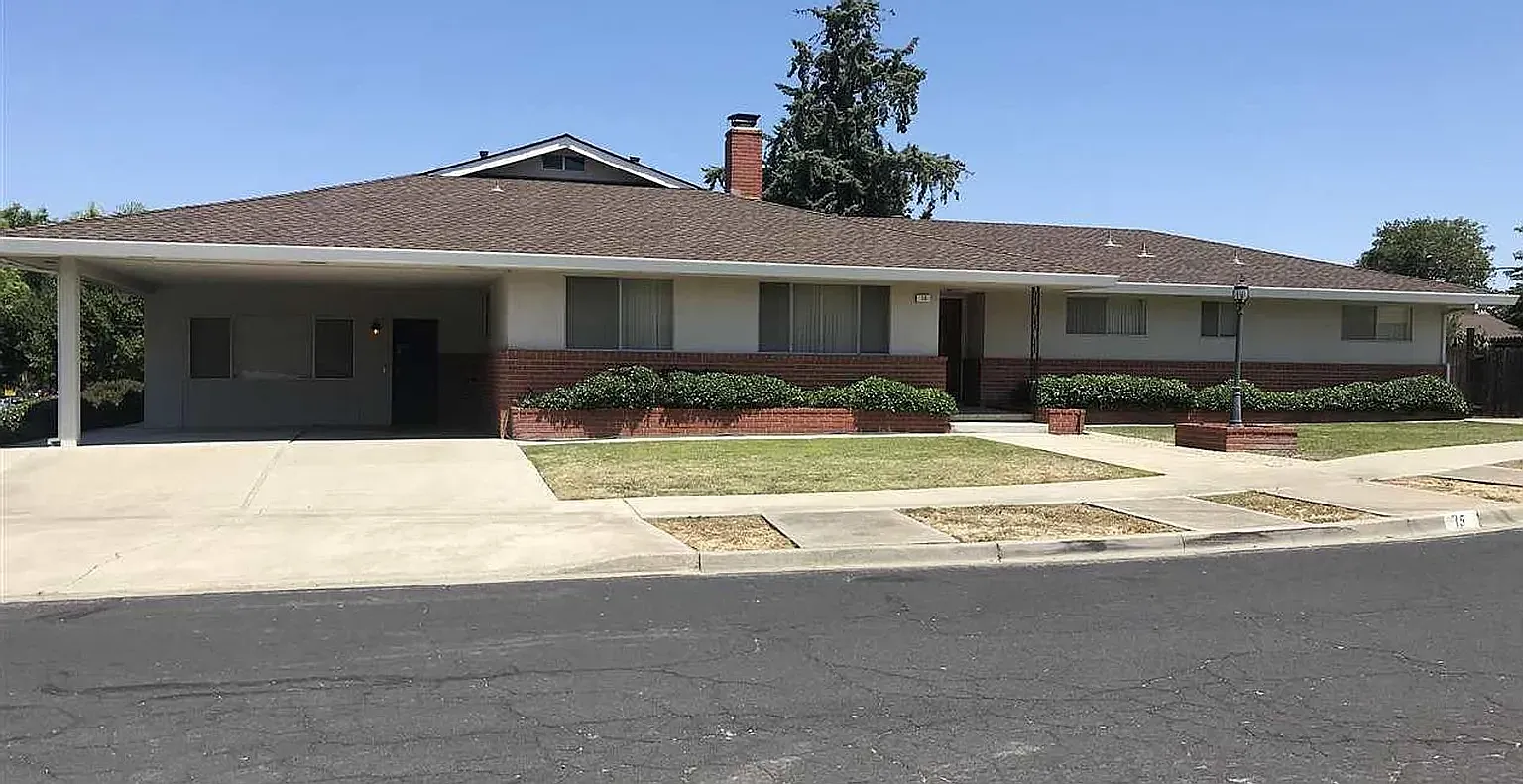 15 Campbell Ct photo 1