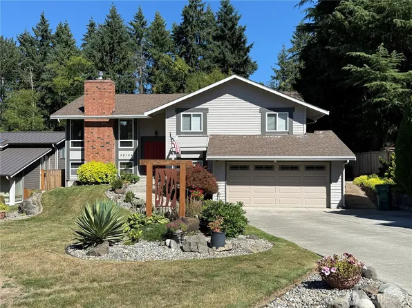 32104 2nd Avenue SW, Federal Way, WA 98023