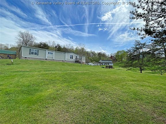 5th image of 83 Grandview Ests
