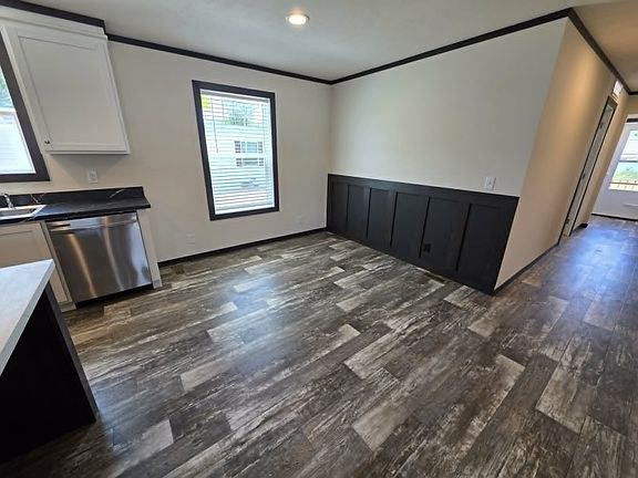5th image of 175 N Michigan Ave #194