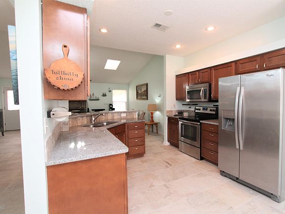 3rd image of 8327 Morning Glory Ct