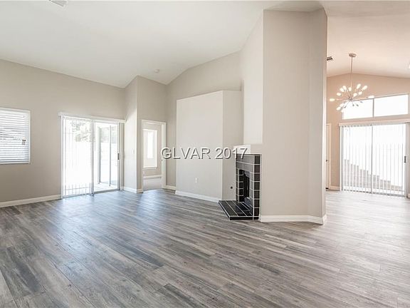 5th image of 2977 Kennewick Dr