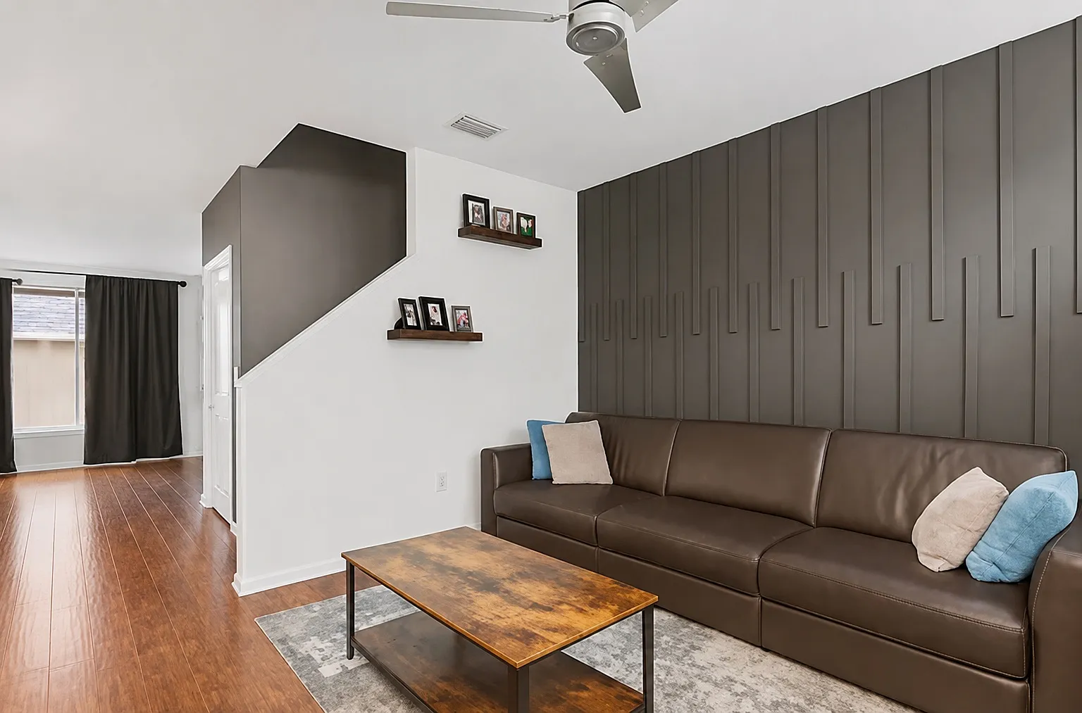 3 bed, 1386 sqft, $2,900 — Photo 4
