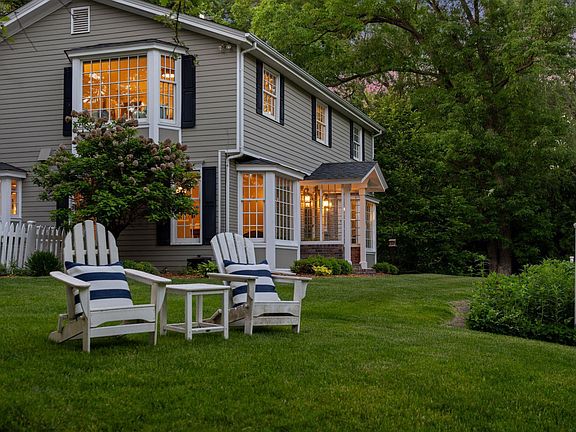 2nd image of 60 Myrtlewood Rd