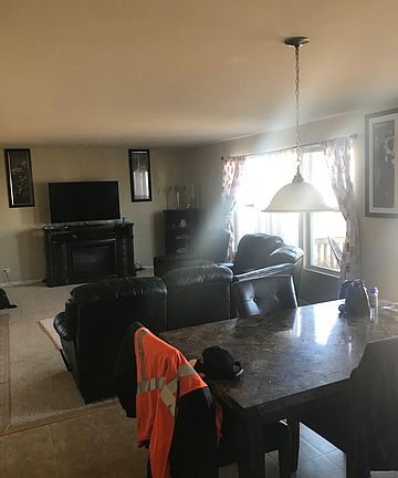4th image of 4000 Cypress Dr