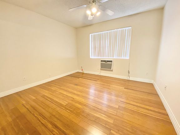 5th image of 415 S New Hampshire Ave APT 203
