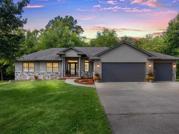 1133 Quail Ct, Riverside, IA 52327