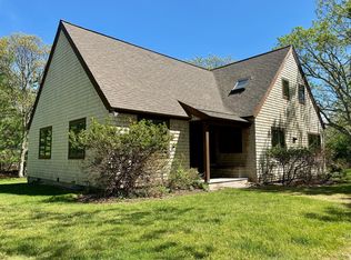 15 Pine Hill Rd, West Tisbury, MA 02575