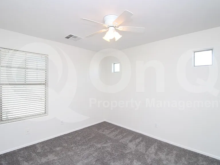 21066 E Munoz St — Photo 12