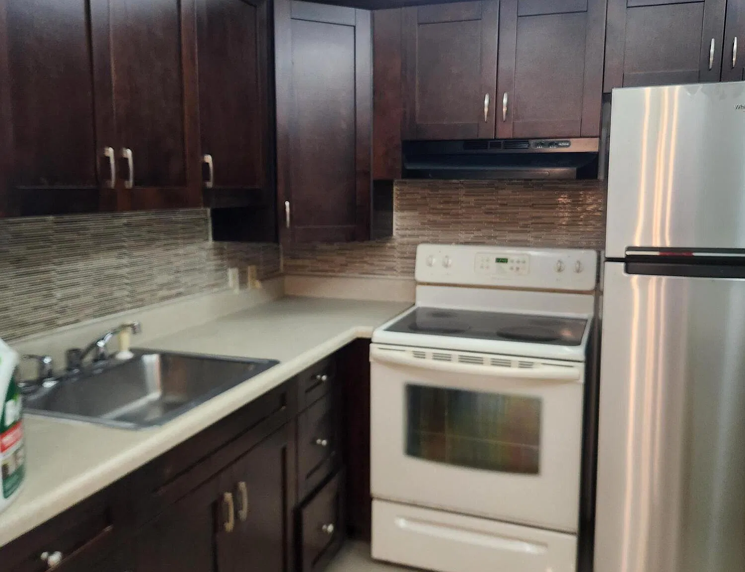 2 bed, 1.5 bath, 840 sqft, $1,500 — Photo 2