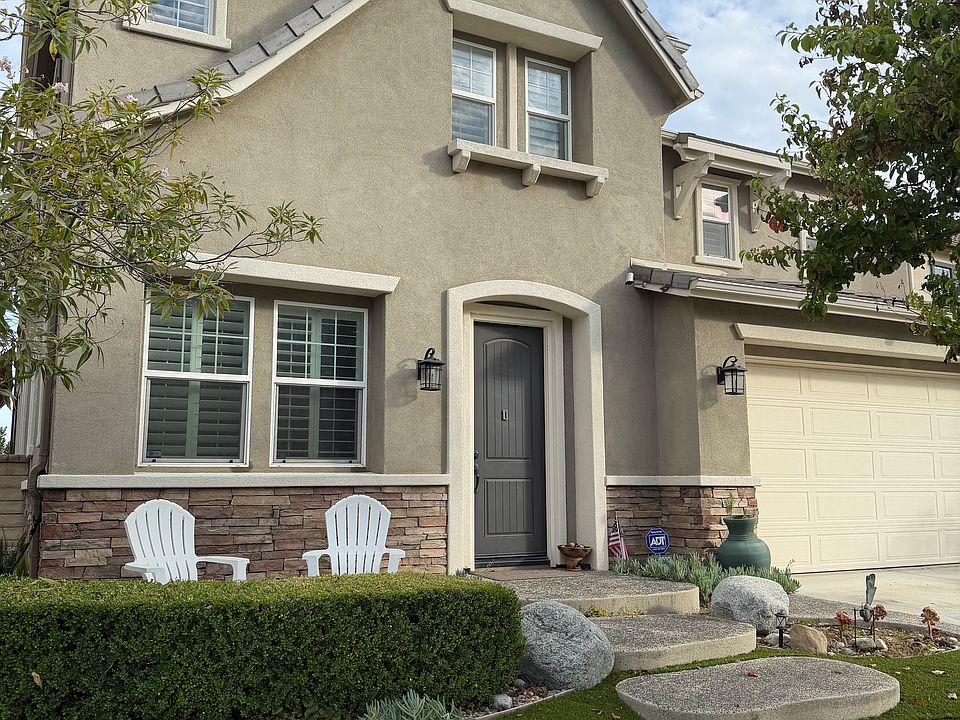 1st image of 28804 Iron Village Dr