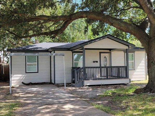 7409 Valeda Dr