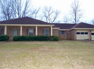 103 White Oak Ln, Florence, AL 35633