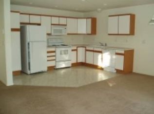 2047 SW Canyon Dr, Redmond, OR 97756