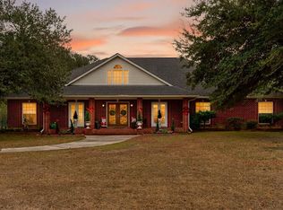 10 Tierra Lago Dr, Carriere, MS 39426