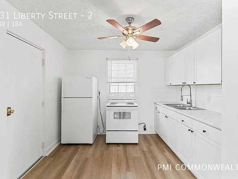 831 Liberty St #2 — Photo 5