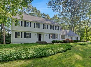 118 Hammonassett Meadows Rd, Madison, CT 06443