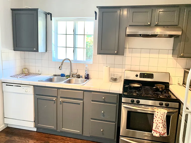 135 N Gale Dr #2 — Photo 6