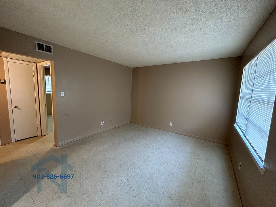 1st image of 600 Thomas St #15