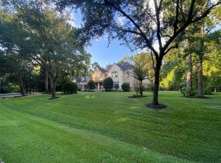 37518 Edgewater Dr, Pinehurst, TX 77362