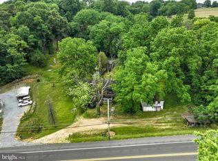 1065 Furnace Hills Pike, Lititz, PA 17543