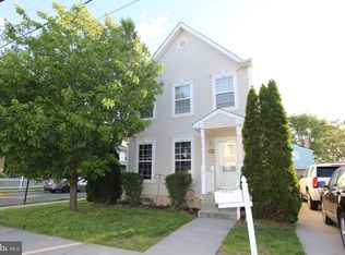 1212 Chestnut St, Paulsboro, NJ 08066